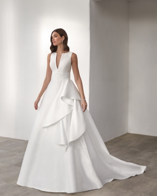 Sposa 2025 -  -  Modello  162